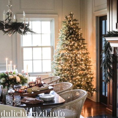 Read more about the article Elegant Holiday Home Makeovers: Sophisticated Updates for a Luxurious Stay