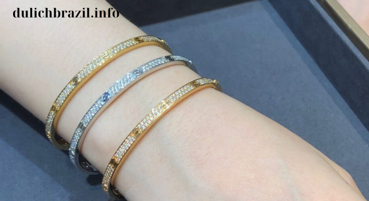 Read more about the article Cartier Bracelets Iconic Luxury Unmatched Elegance